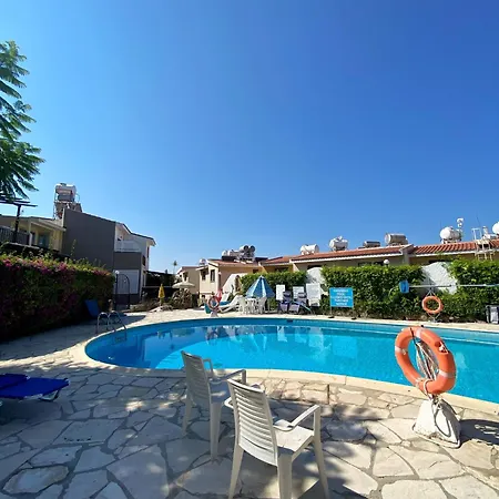 アパート Nest In Tala