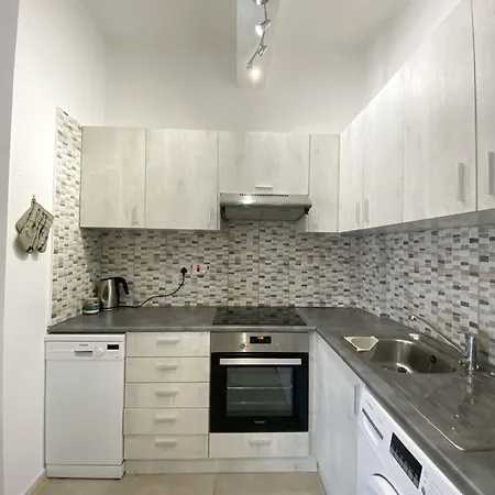 Apartment Nest In Tala