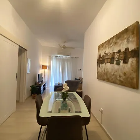 Nest In Апартаменты Тала