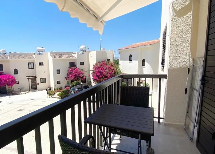 Nest In Lägenhet Tala